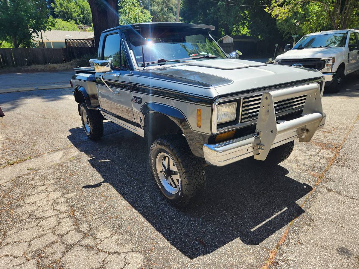 Ford-ranger-xlt-4x4-1988-black-3
