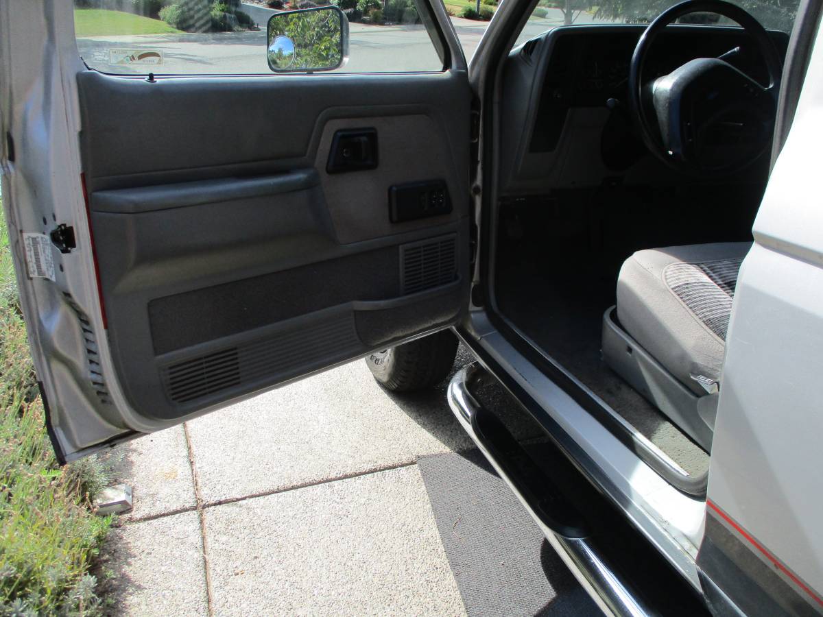 Ford-ranger-xlt-4x4-1990-silver-12
