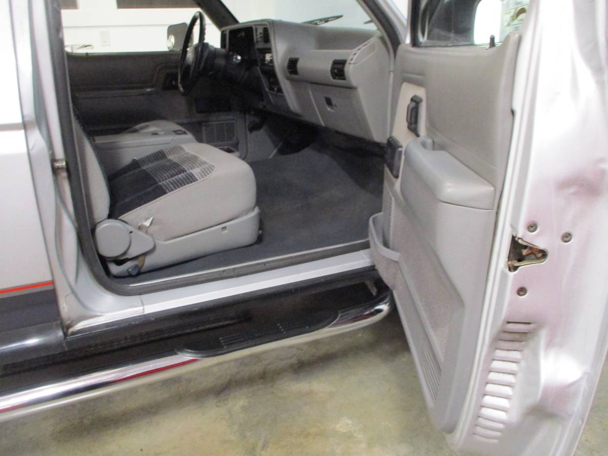 Ford-ranger-xlt-4x4-1990-silver-4