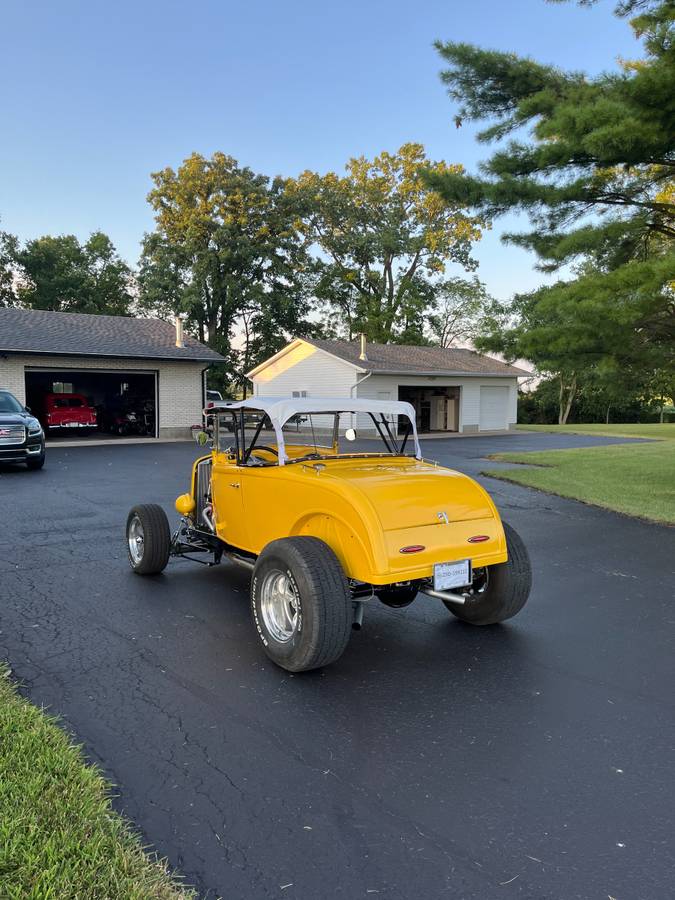 Ford-roadster-1931-yellow-6