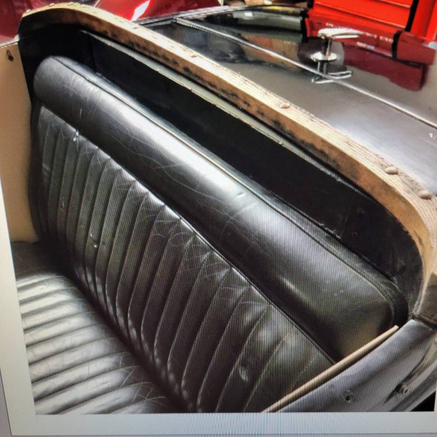 Ford-roadster-1932-13