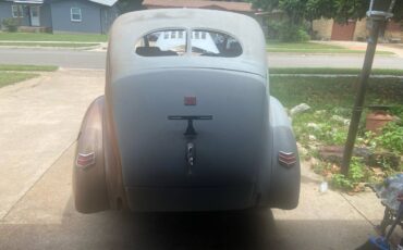 Ford-sedan-1940-grey-2