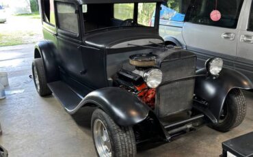 Ford-sedan-2dr-1930-black-3