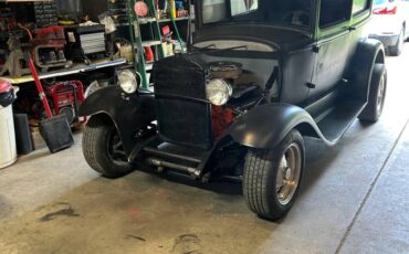 Ford-sedan-2dr-1930-black-5