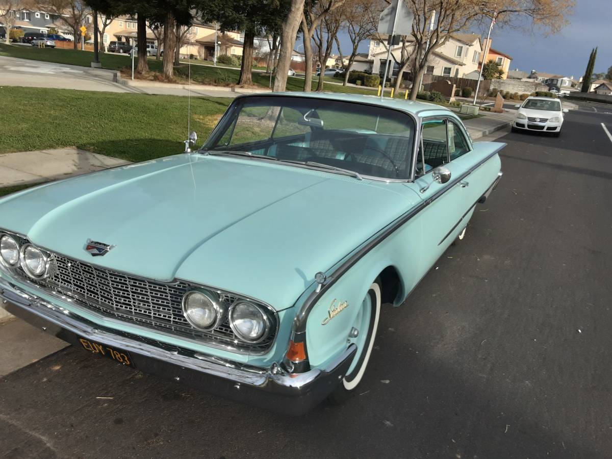 Ford-starliner-1960-blue-1