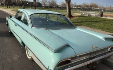 Ford-starliner-1960-blue