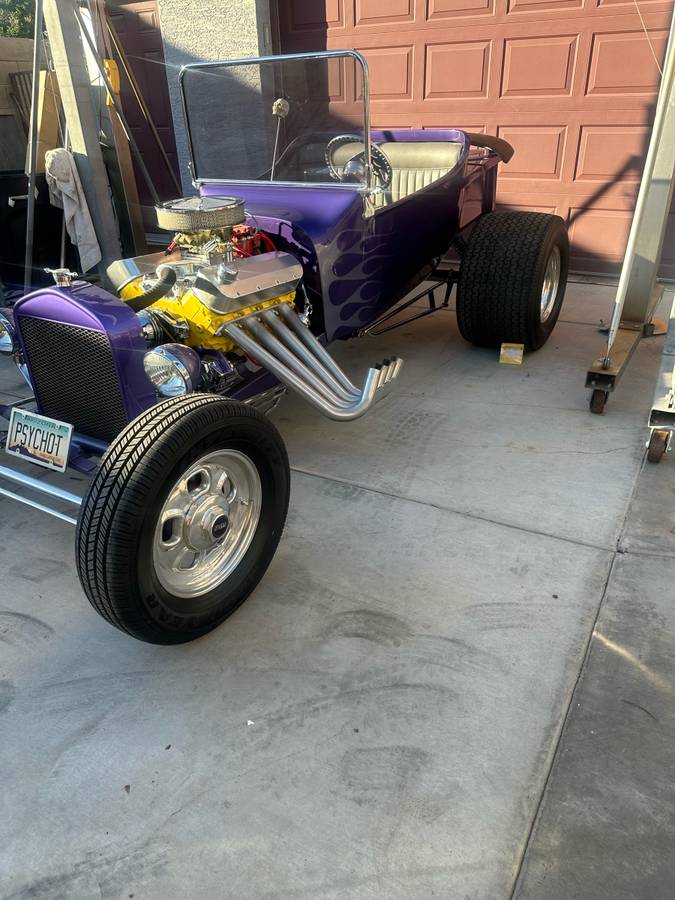 Ford-t-bucket-1923-purple-2