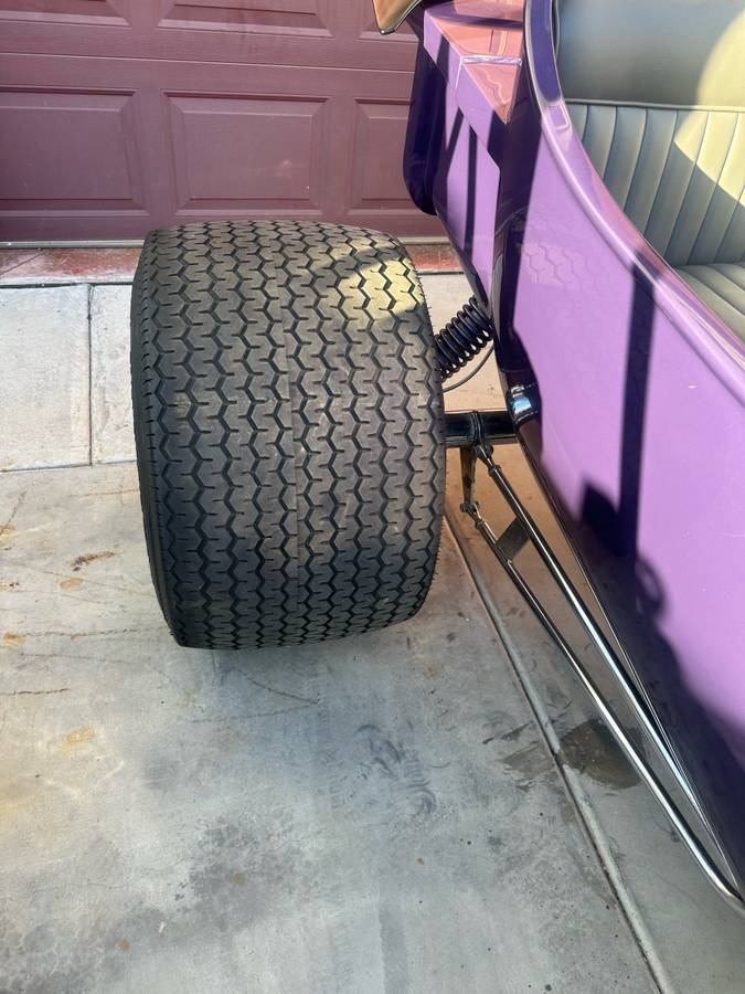 Ford-t-bucket-1923-purple-4