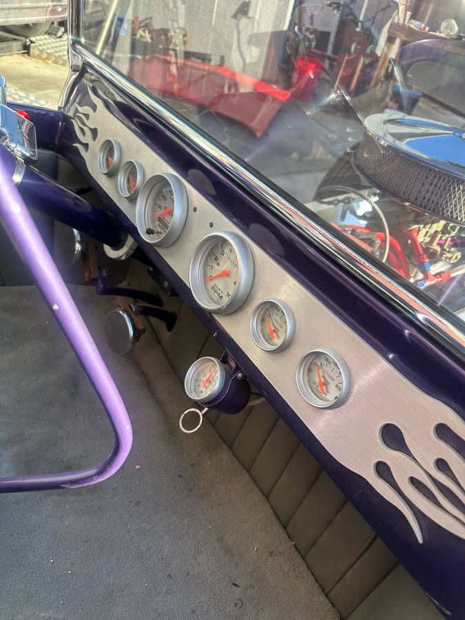 Ford-t-bucket-1923-purple-7