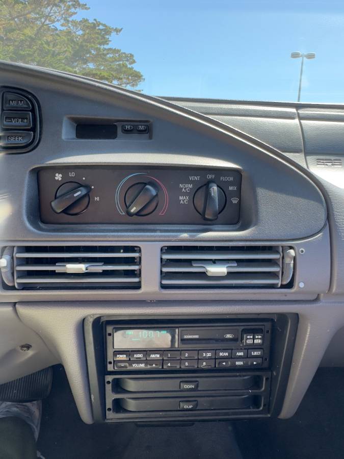 Ford-taurus-gl-1995-7