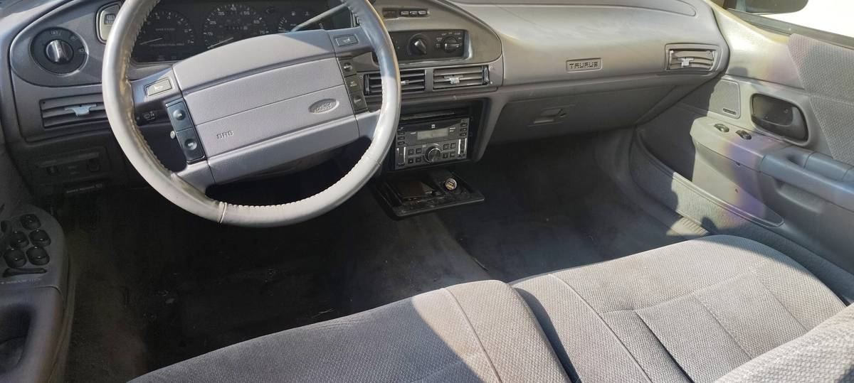 Ford-taurus-lx-1992-11