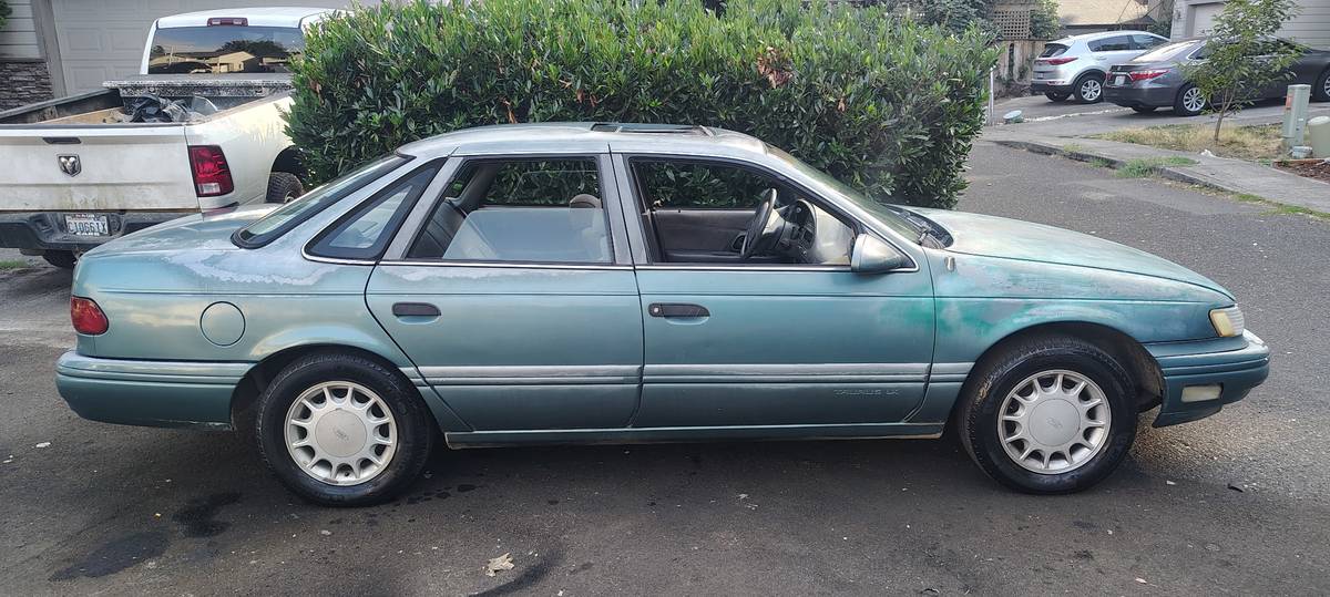 Ford-taurus-lx-1992-13