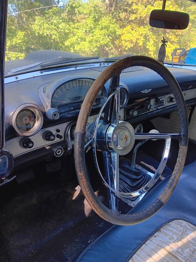 Ford-thunderbird-1956-5
