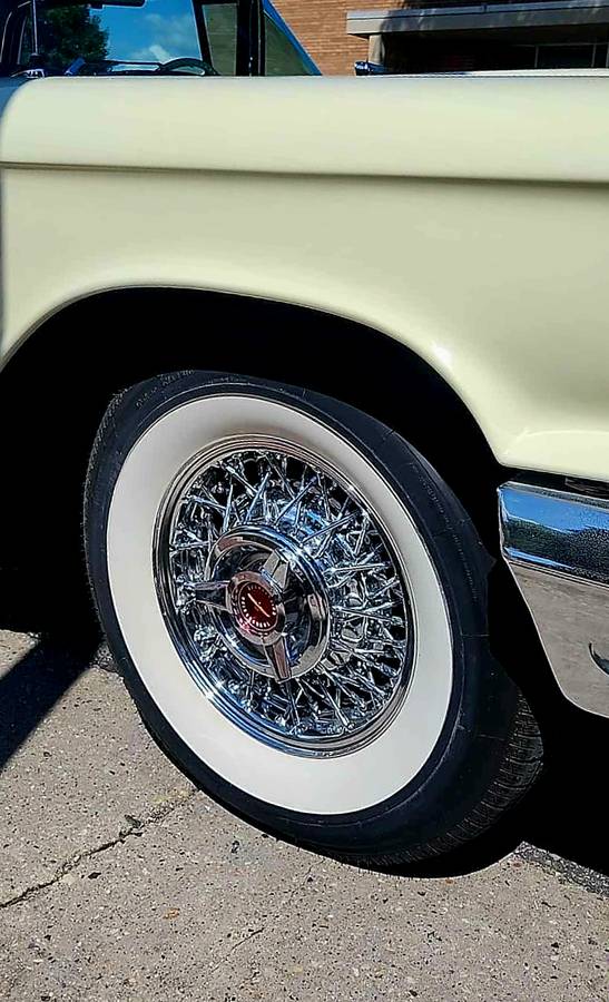 Ford-thunderbird-1960-yellow-9