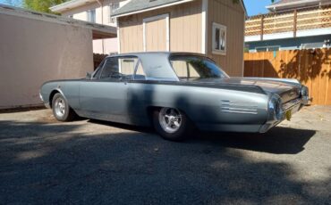 Ford-thunderbird-1961-grey