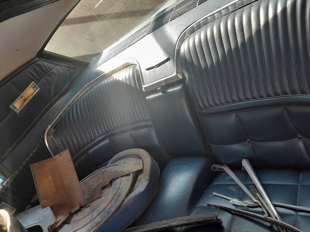 Ford-thunderbird-1966-blue-3