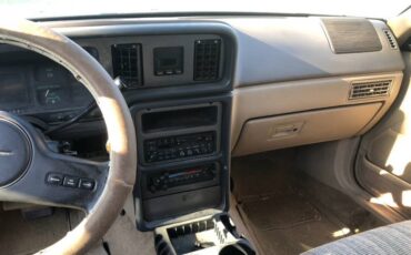Ford-thunderbird-1988-4