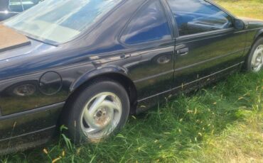 Ford-thunderbird-1989-black-2