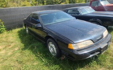 Ford-thunderbird-1989-black