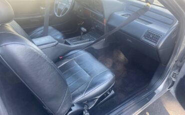 Ford-thunderbird-1990-9