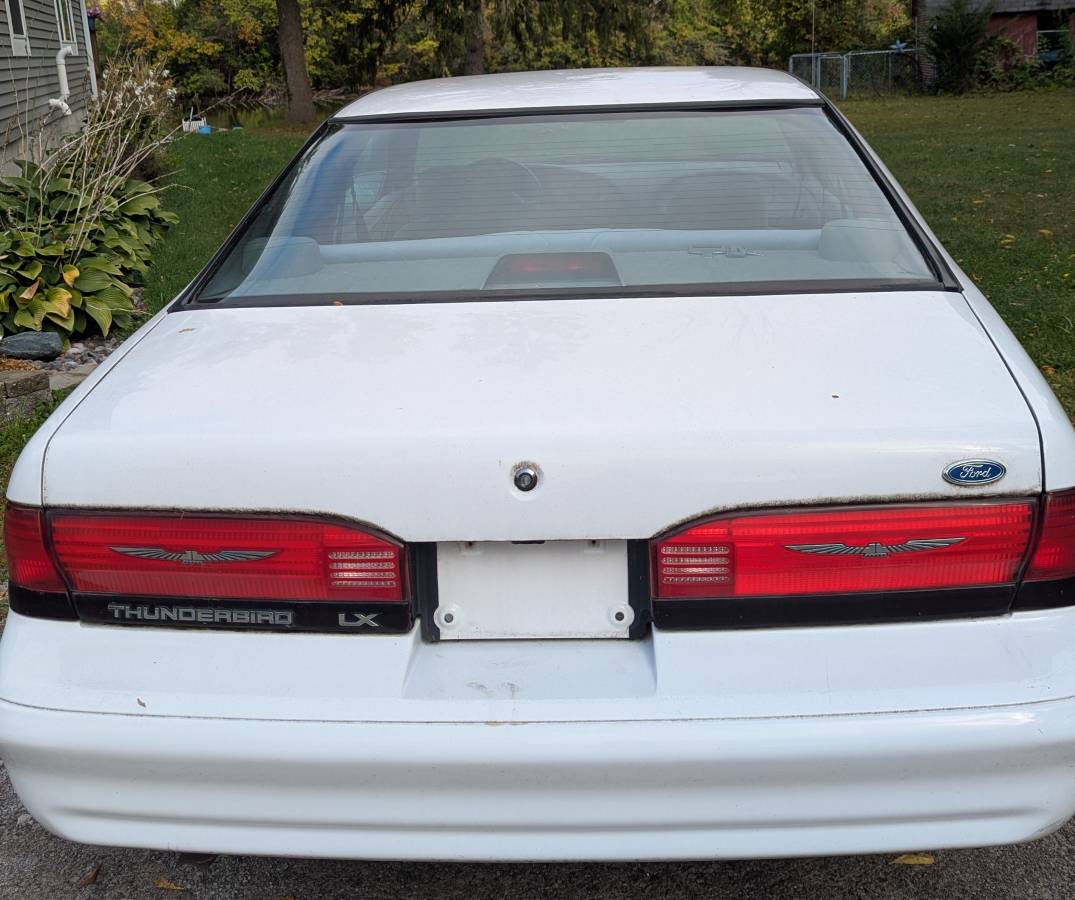 Ford-thunderbird-1995