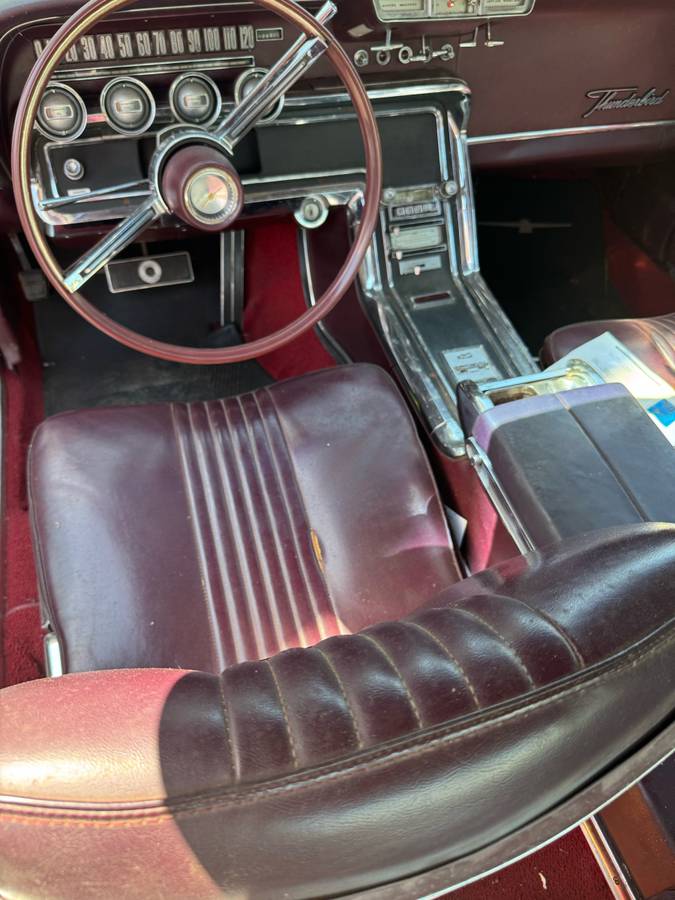Ford-thunderbird-base-1965-white-4