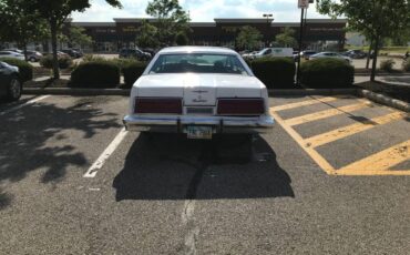 Ford-thunderbird-base-1979-white-3