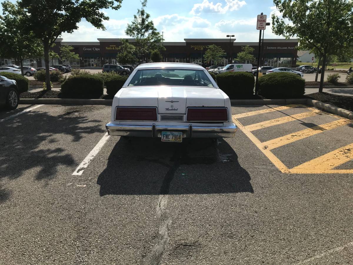 Ford-thunderbird-base-1979-white-3