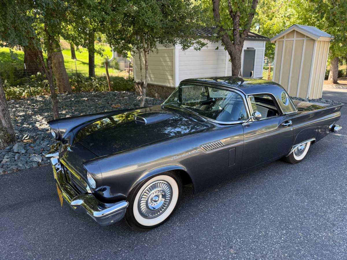 Ford-thunderbird-convertible-1957-18