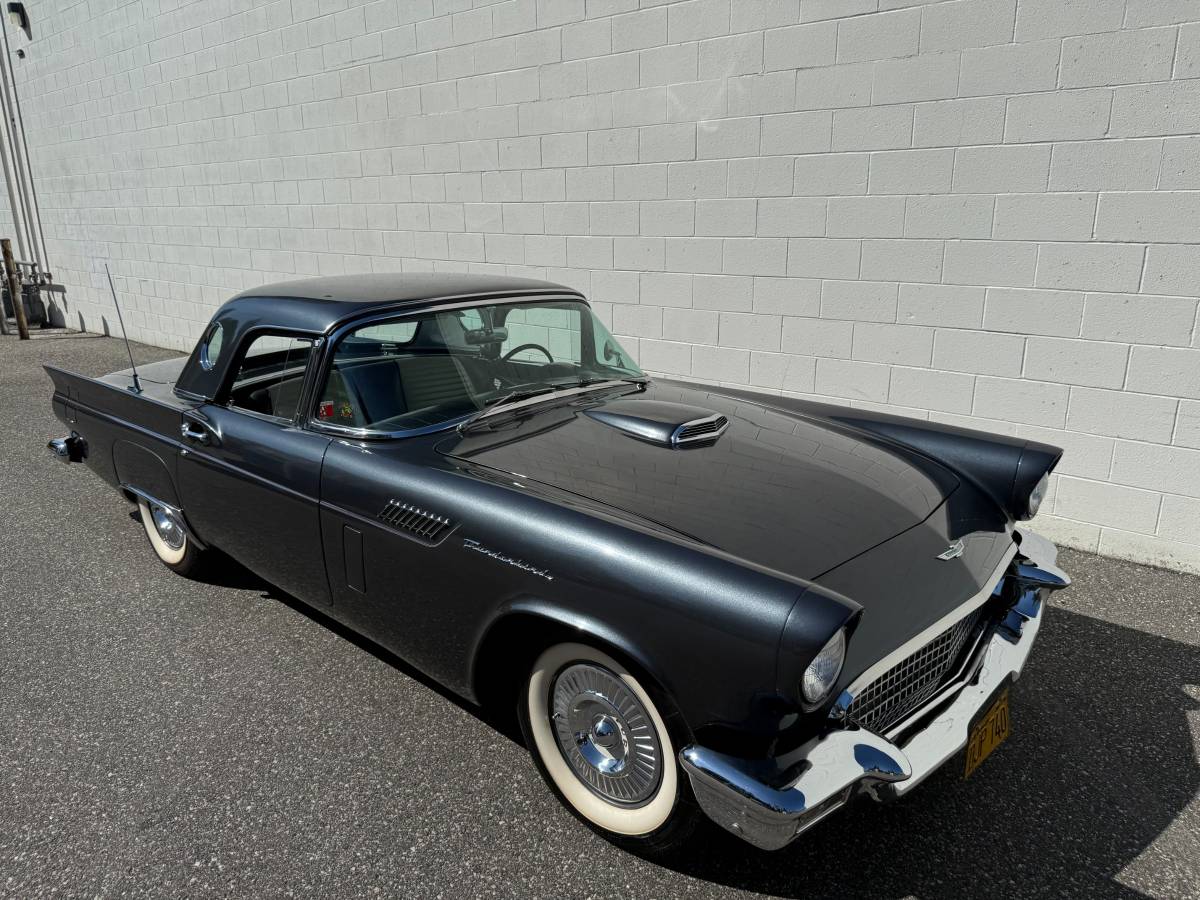 Ford-thunderbird-convertible-1957