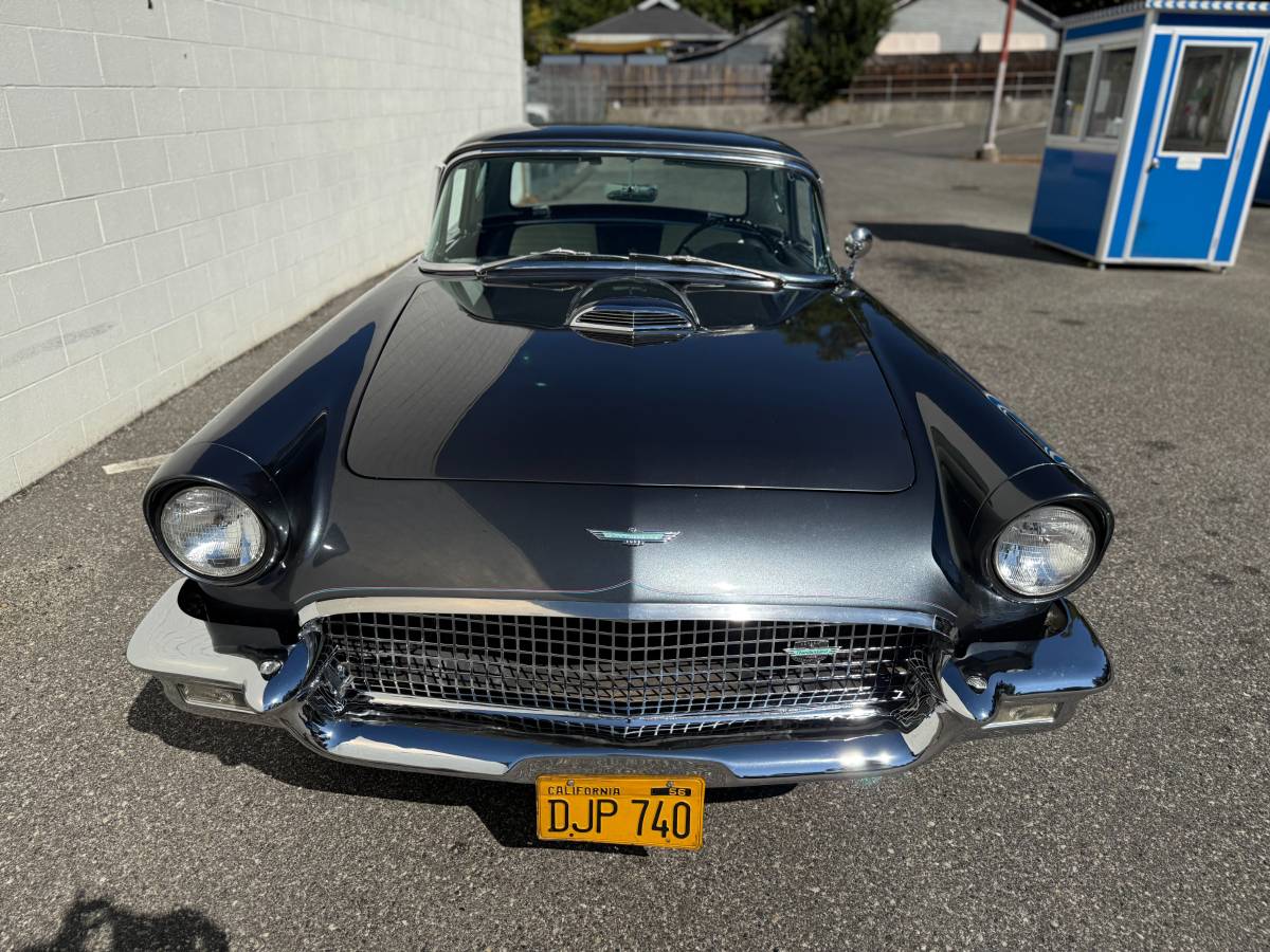 Ford-thunderbird-convertible-1957-3