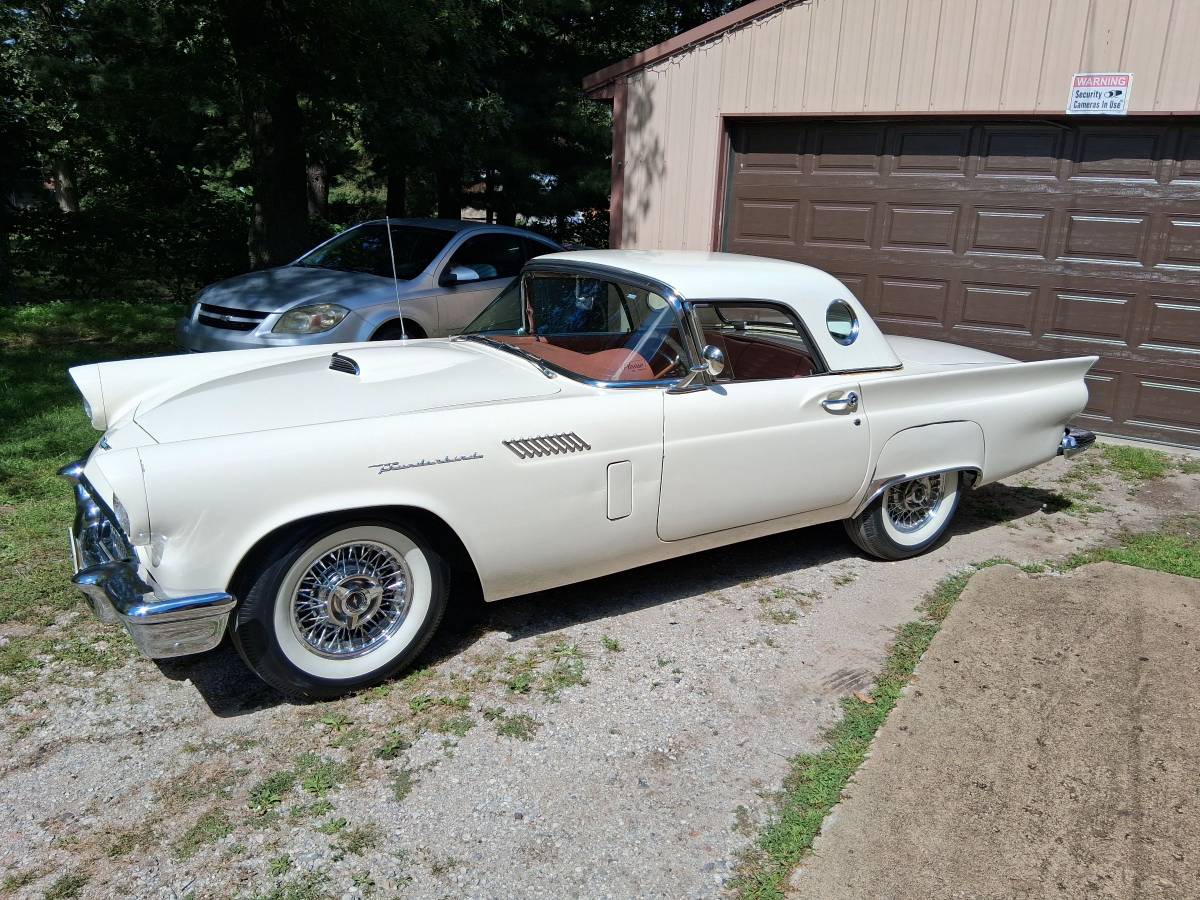 Ford-thunderbird-convertible-1957-white-1