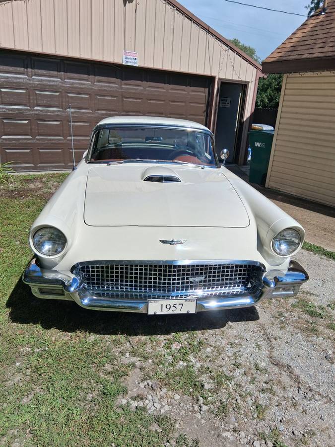 Ford-thunderbird-convertible-1957-white-2