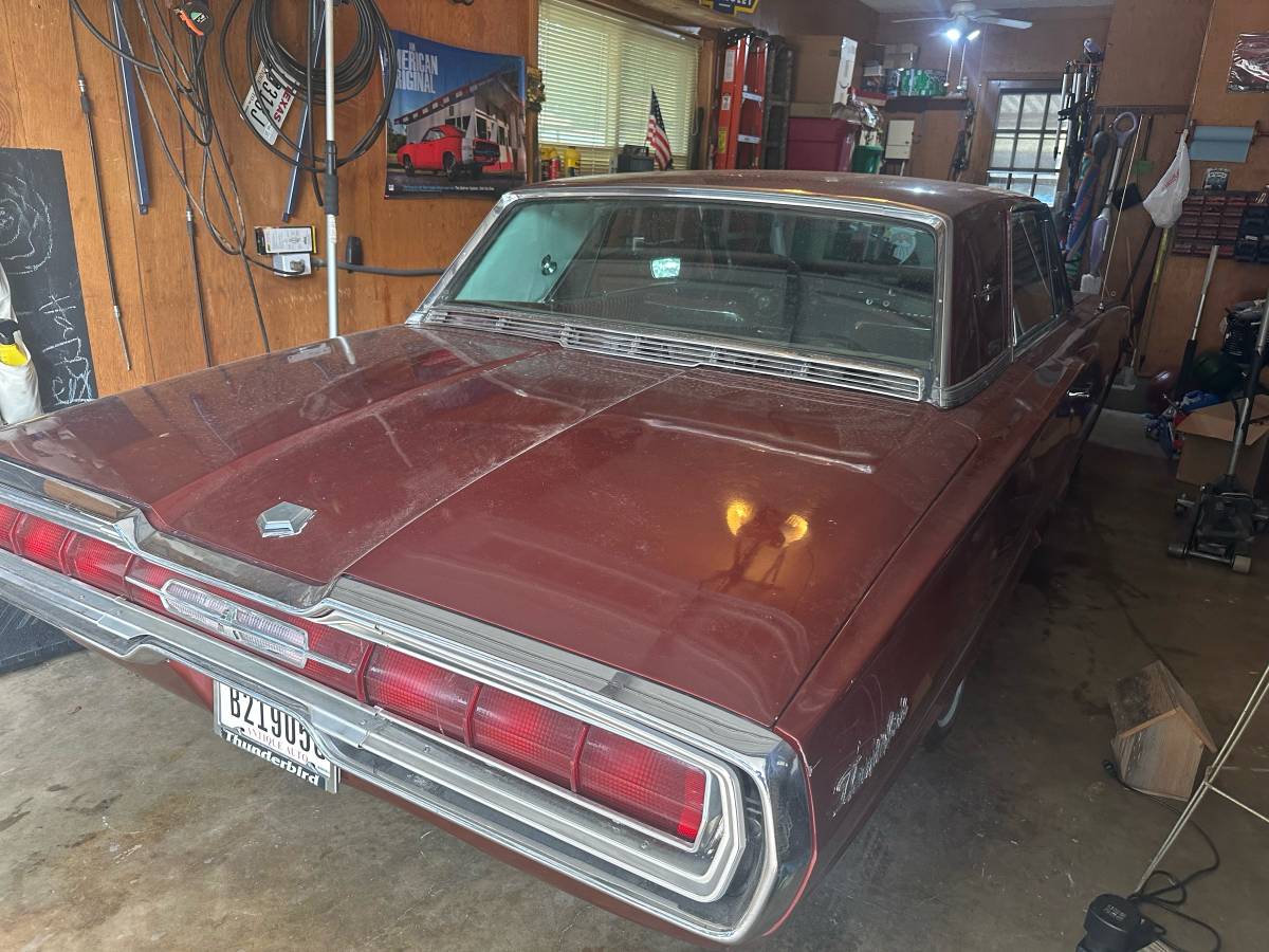 Ford-thunderbird-coupe-1966-brown-3