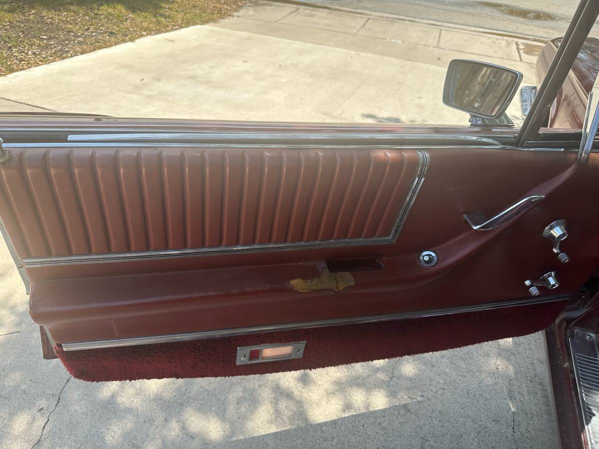 Ford-thunderbird-coupe-1966-brown-9