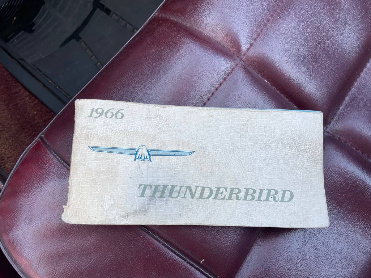 Ford-thunderbird-coupe-1966-red-11