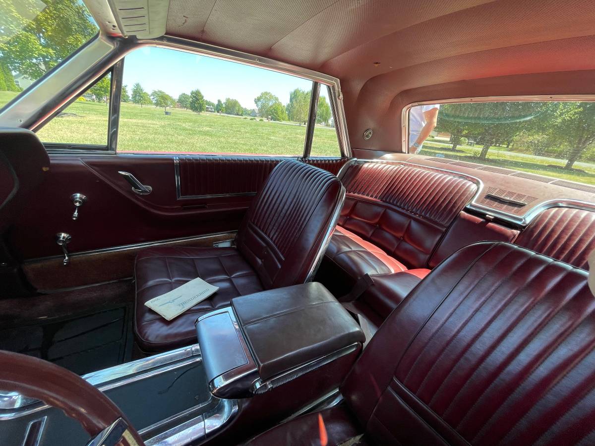 Ford-thunderbird-coupe-1966-red-15