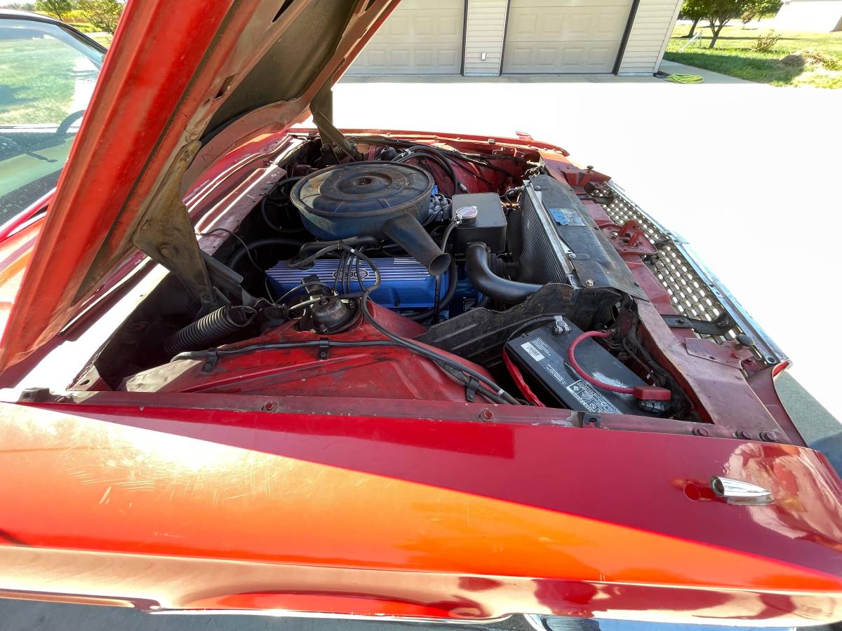 Ford-thunderbird-coupe-1966-red-18