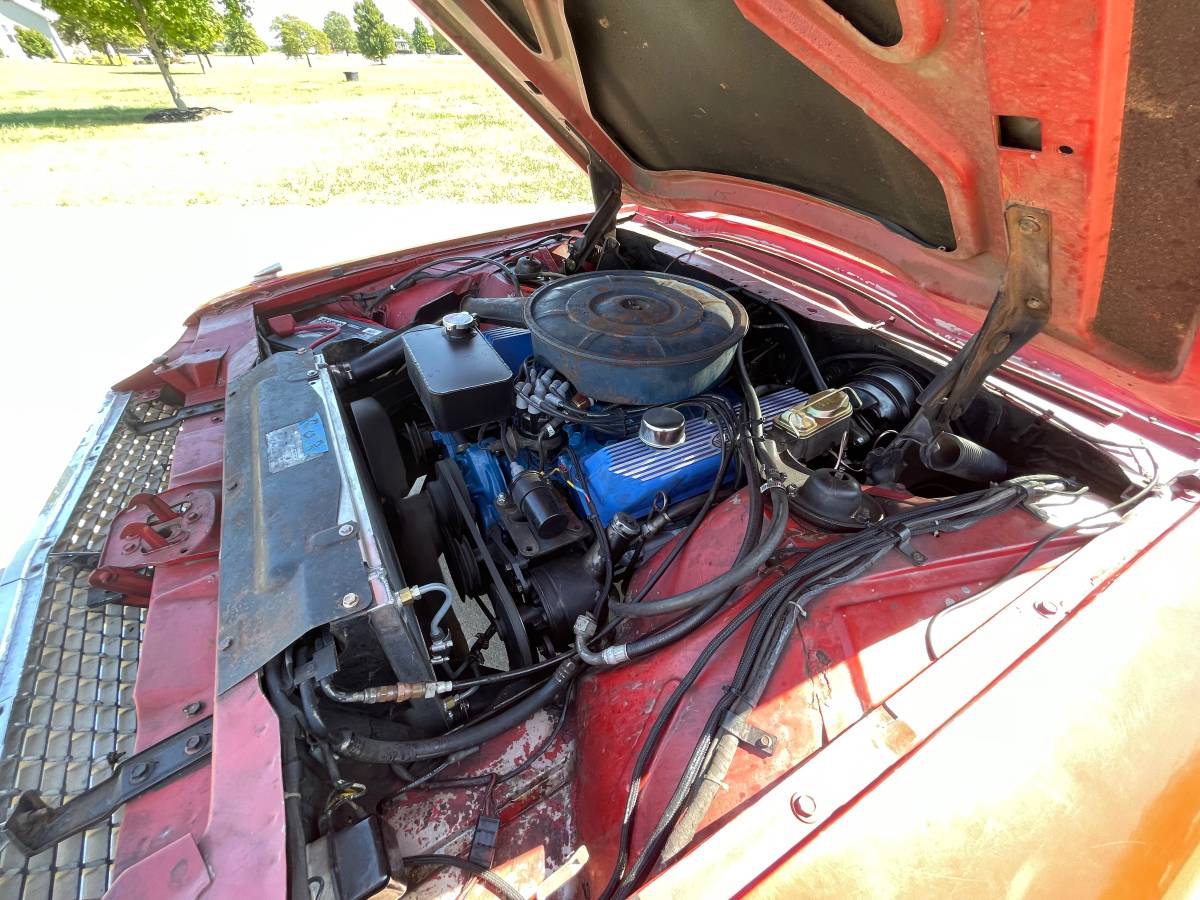 Ford-thunderbird-coupe-1966-red-19