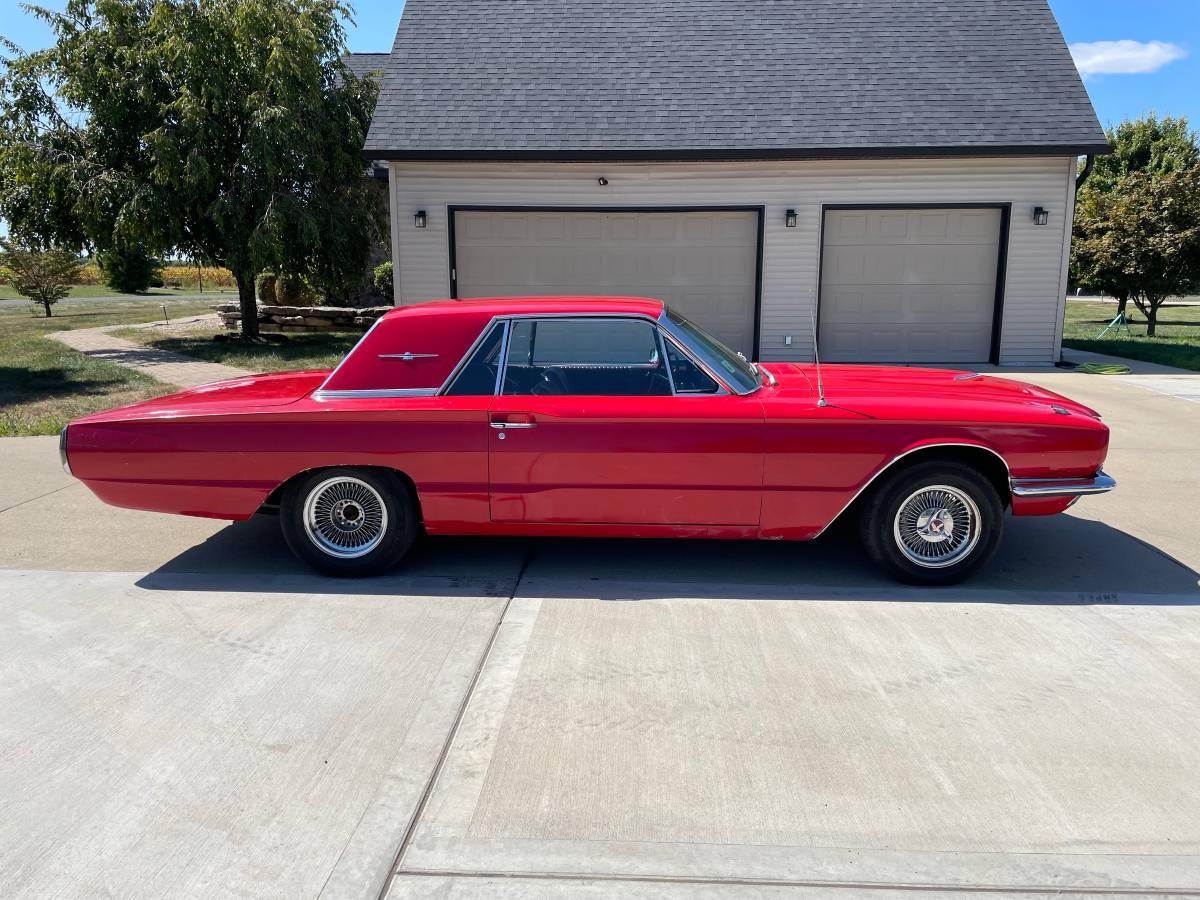 Ford-thunderbird-coupe-1966-red-4