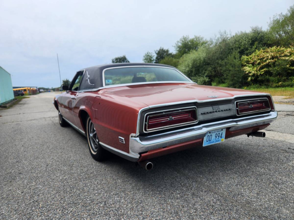 Ford-thunderbird-coupe-1969-red-2