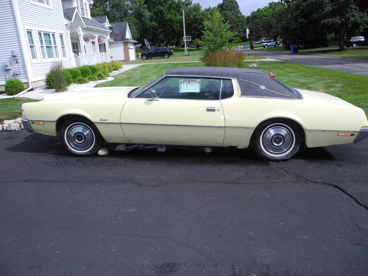 Ford-thunderbird-coupe-1972-yellow-1