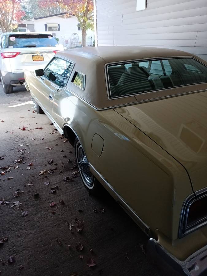 Ford-thunderbird-coupe-1974-yellow-3