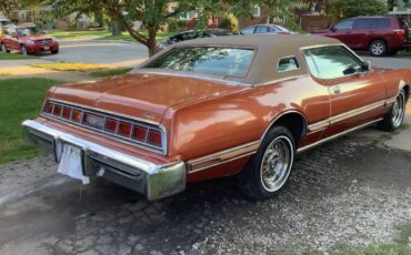 Ford-thunderbird-coupe-1976-2