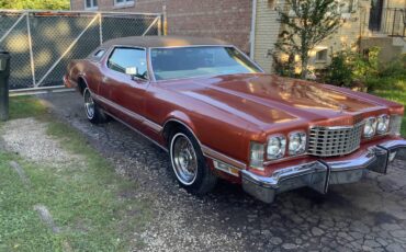 Ford-thunderbird-coupe-1976