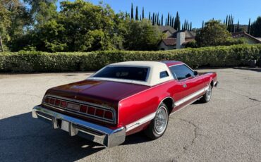 Ford-thunderbird-coupe-1976-red-1