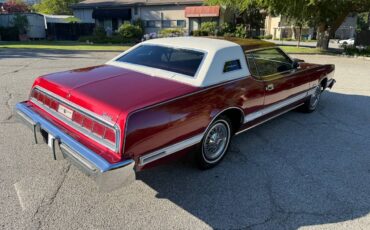 Ford-thunderbird-coupe-1976-red-17