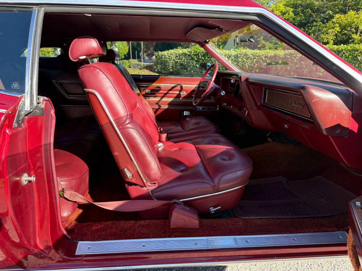 Ford-thunderbird-coupe-1976-red-7