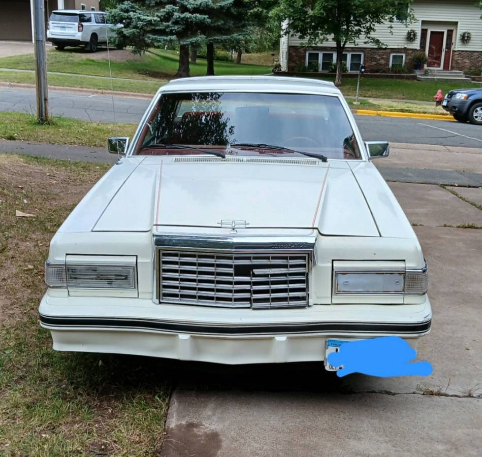 Ford-thunderbird-coupe-1982-8