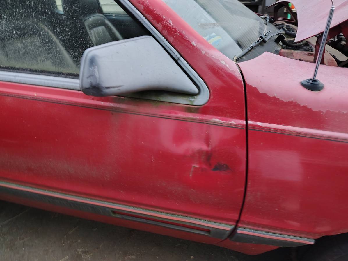 Ford-thunderbird-coupe-1986-red-3